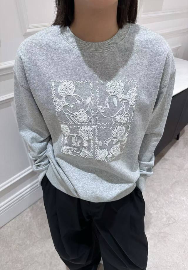 Original Am.....2025 Fall/Winter new stylish casual round-neck sweatshirt. The