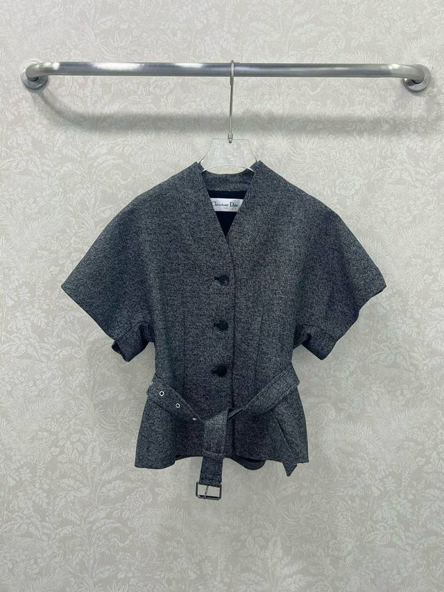 Dio*Dior 25 new high version lined with silk V-neck and the same color belt wais