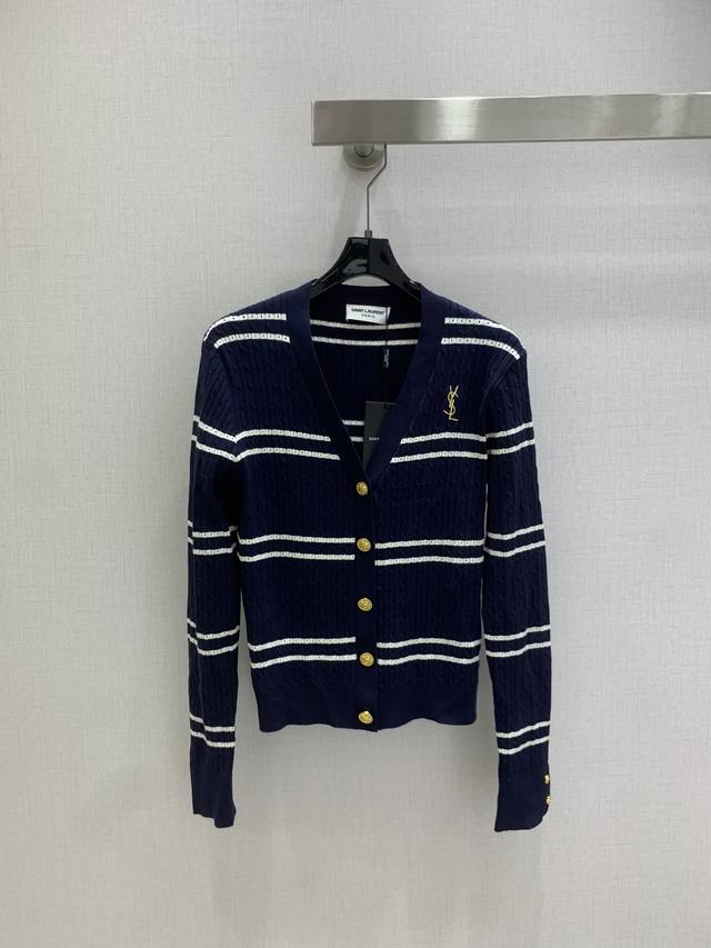 Highly recommend the YSL* 2025 Early Fall preppy-style long-sleeved cardigan. I