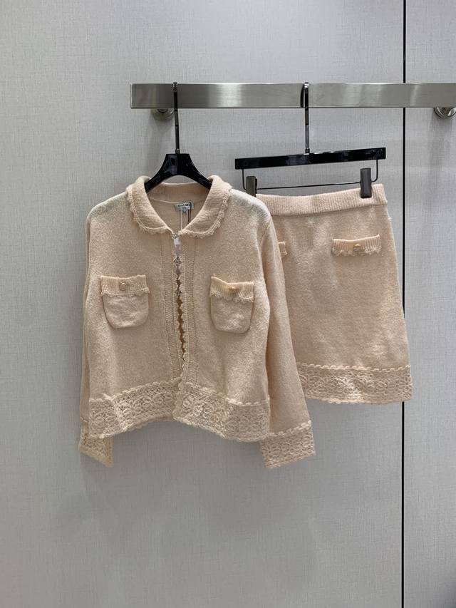 Highly recommend Chan*'s new 2025 early fall knitted cardigan and knitted skirt
