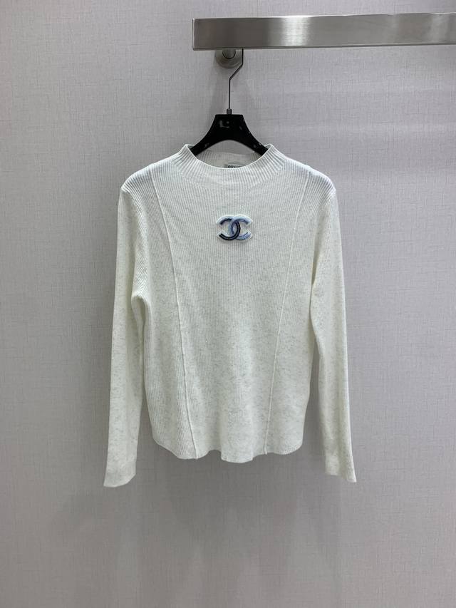 Highly recommend Chan*'s new 2025 Early Fall half-high collar sweater. Made fro