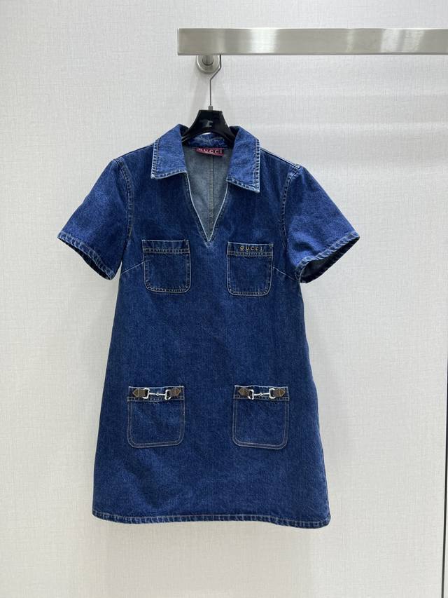 Highly recommend Gu*'s 2025 new short-sleeved denim dress. It's stylish, unders