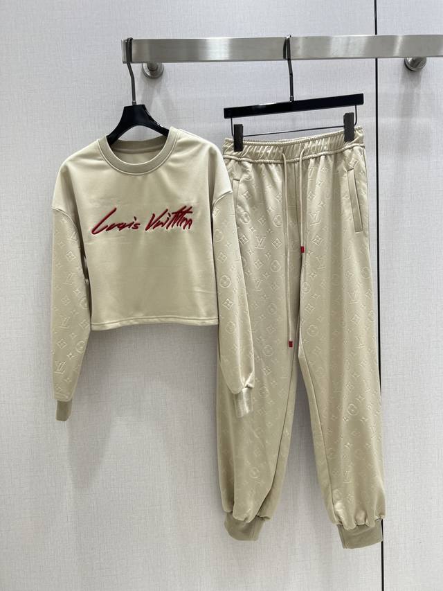 Highly recommended Lv* 2025 new embroidered letter sweatshirt embossed casual s