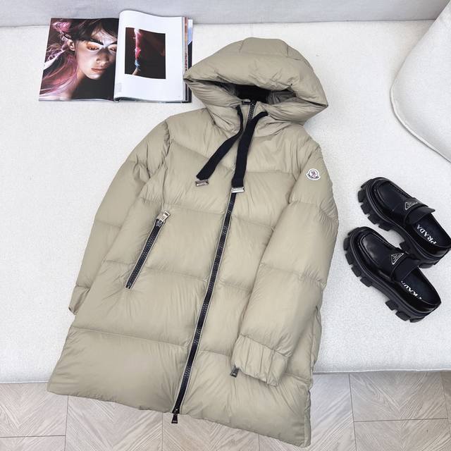 Original quality Mc 25Ss latest autumn and winter style, mid-length down jacket