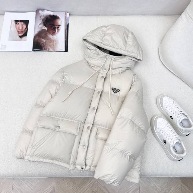 Original quality Pd 25Ss latest autumn and winter hooded short down jacket, clas