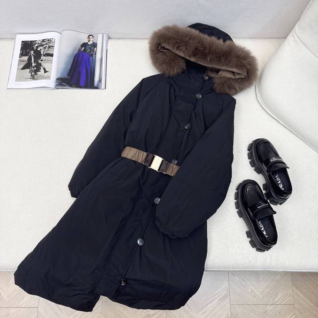Original quality Max 25Ss latest autumn and winter style, oversized fur collar,