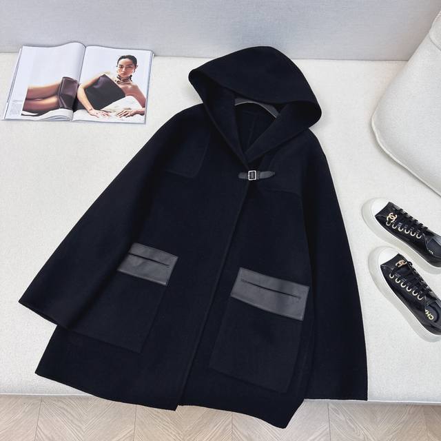 Exclusive model ~ Her 25Ss latest autumn and winter style. This season's must-h