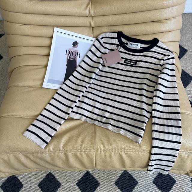 Early Fall New Arrivals 25Ss ~Miu* Striped knit top is easy to wear and match.