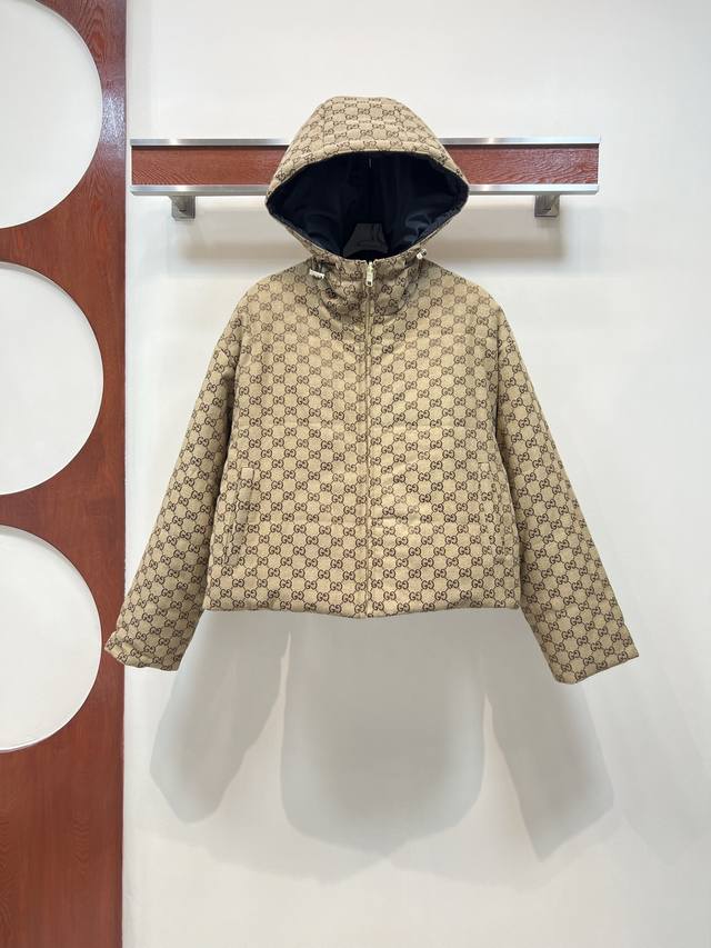 G's new fall/winter 25 Gg jacquard series double-sided cotton jacket with hood.