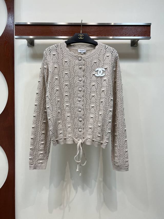 Xiaoxiangjia 25 early autumn new jacquard knitted cardigan top body refreshing