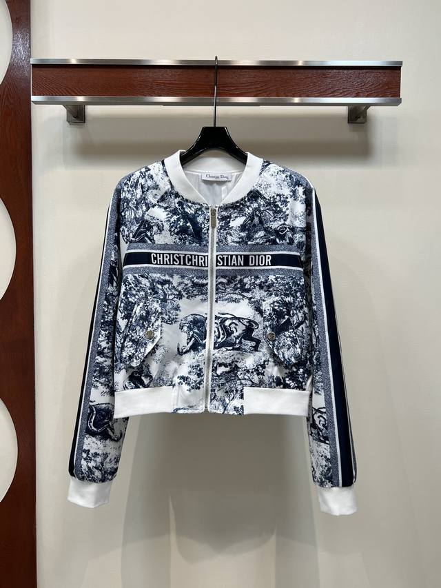 D's 25th early autumn new small round neck zipper jacket with classic animal jun