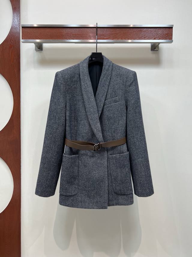 25 New woolen suit jacket for early autumn in a stylish grey with a leather belt