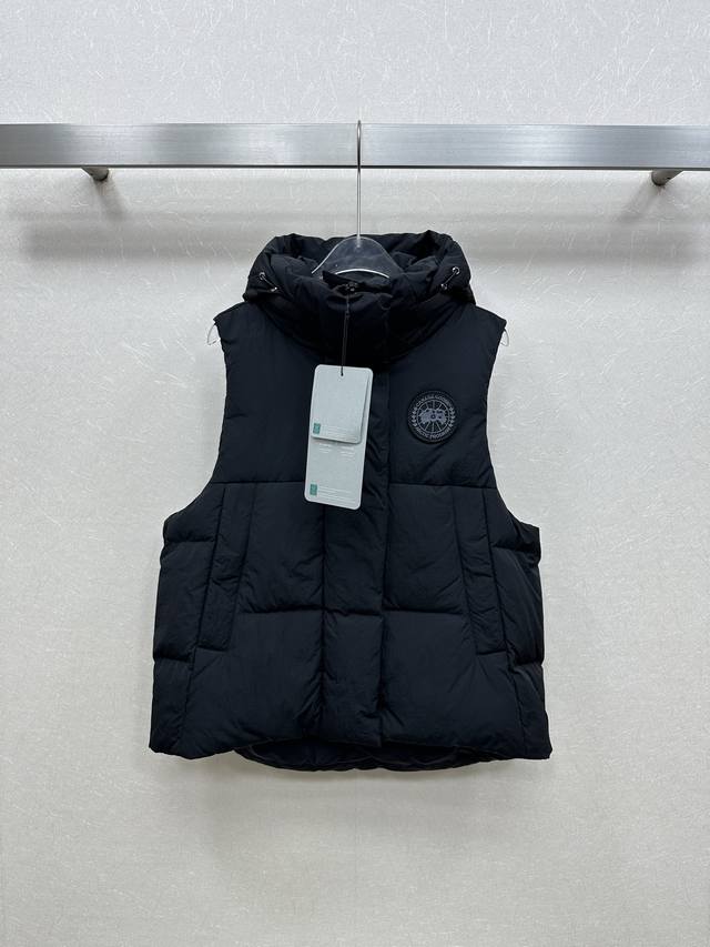 Canad* Goos*25Ss New Autumn/Winter Arrival: Short Hooded Down Vest with Map Badg