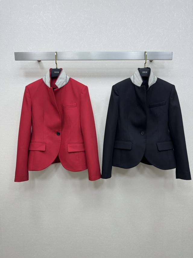 25Ss Dio *A new fall/winter jacket with a stand-up collar and contrasting colors