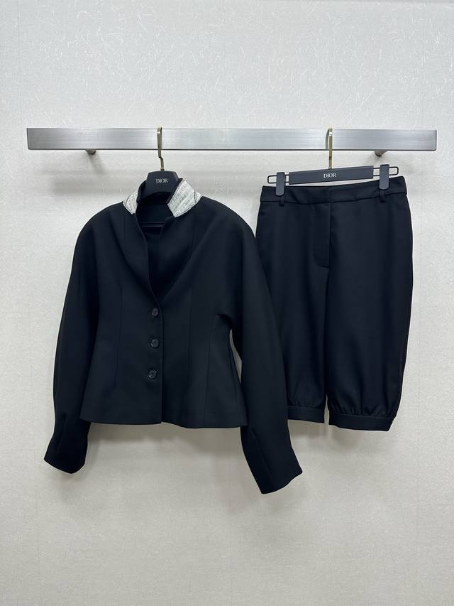 25Ss Dio * New autumn and winter jacket and pants with dropped shoulders. Classi