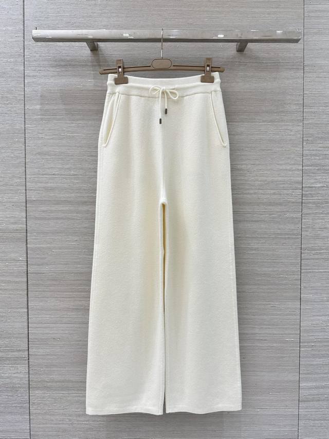 Exclusive first release of high-end original quality Bc old money style outfit,