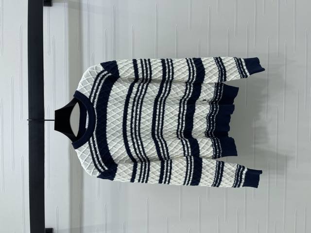 New, original, high-end quality, Dio* 2025 Early Fall Collection! Contrast stri