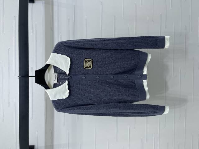 New, original, high-end Miumi* 2025 Early Fall Collection! Lapel, hollow croche