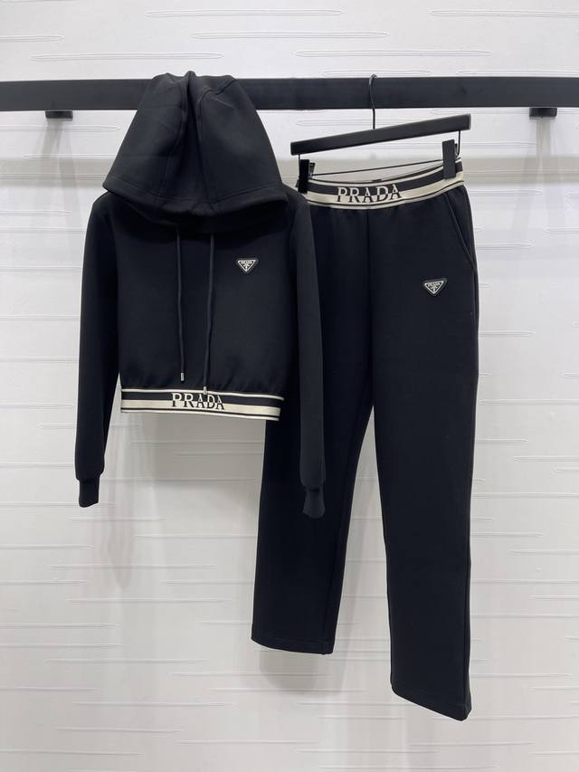 New, original, high-quality Prad* 2025 Early Fall collection! This stylish hood