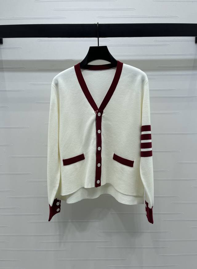 New, original, high-quality Thom Brown* Early Fall 2025 collection! Contrast V-