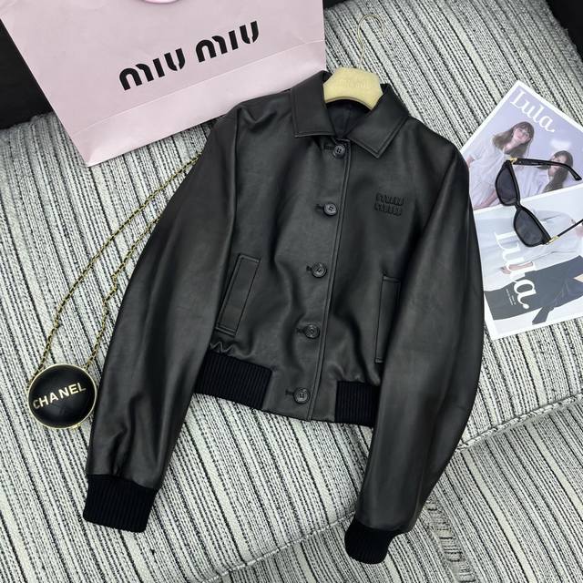 Highly recommend the 25th year early spring and summer series Miu* new lambskin