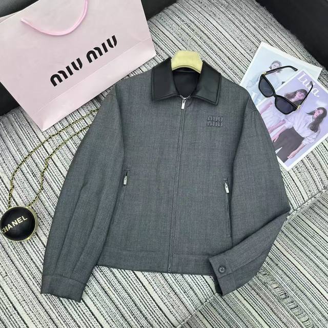 Highly recommend the 25th year early autumn series Miu* new plaid leather lapel