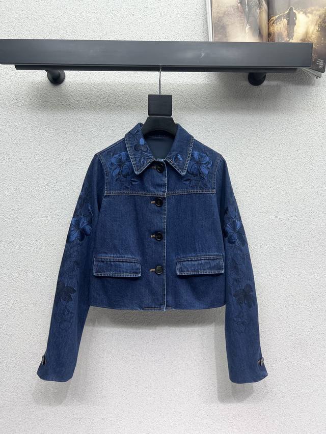 G's embroidered denim jacket is stylish, understated, and luxurious! The style i