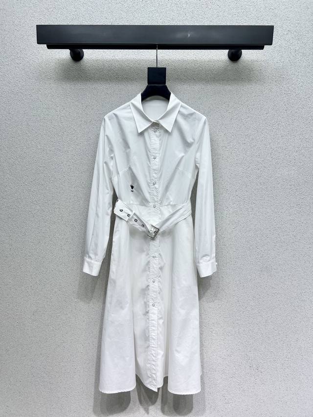 D's Little Bee long shirt-style dress is fashionable and high-end, full of fashi