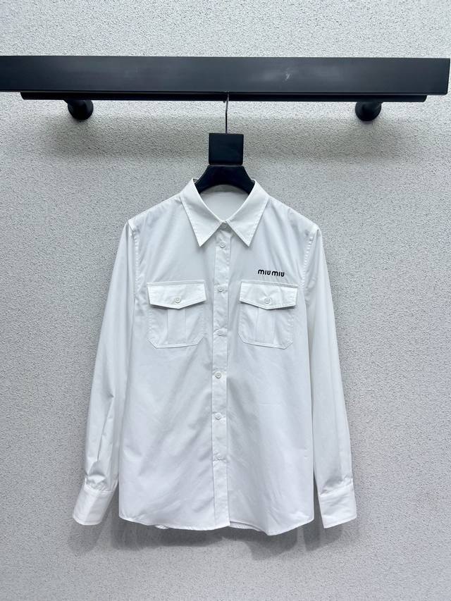 Miu's pocket shirt is a classic, age-defying piece with a delicate, soft textur