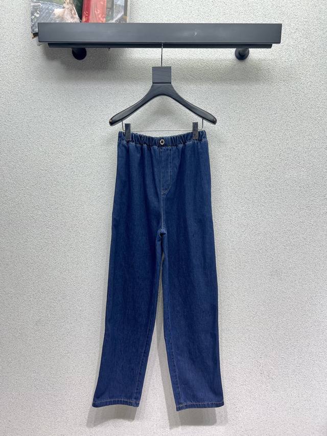 L series jeans are neat and stylish for daily wear. Recommended for details to e
