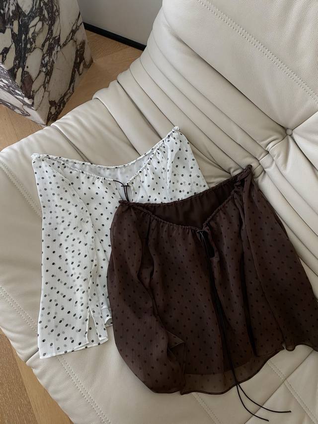 25Ss Spring/Summer Vacation Style Two-Wear Polka Dot Mid-Sleeve Top One-Shoulder