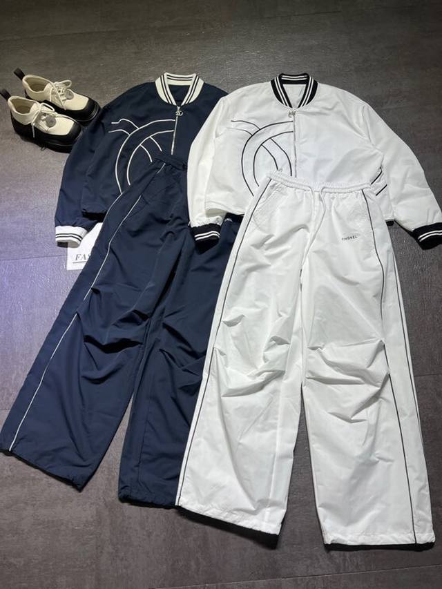 set of Chanel hot-selling casual suits are out, super invincible running volume