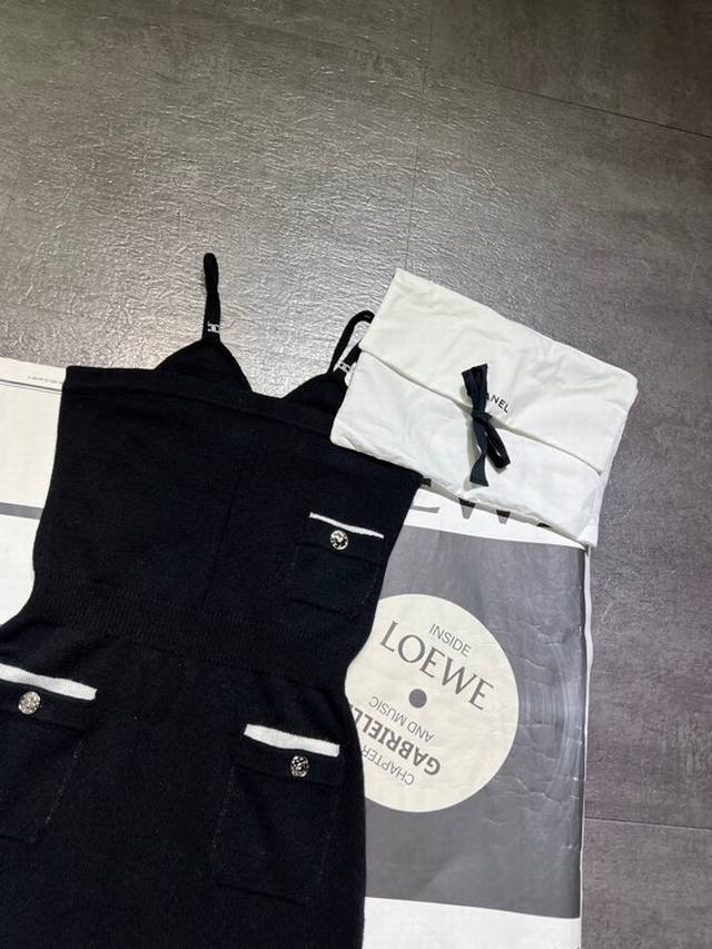 New early autumn styles are here! Original development, Xiangjia black knitted