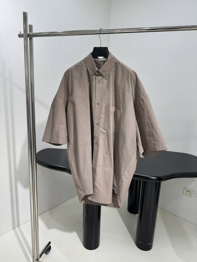 New arrival: Laurel Classic oversized shirt. DDD. Custom yarn, custom-dyed silk