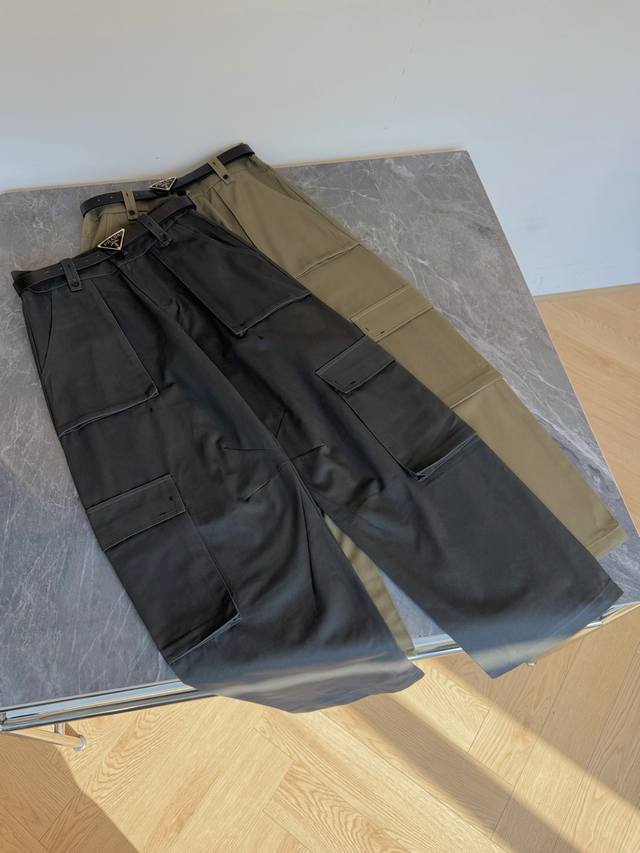25 New workwear-inspired trousers are here! I've been asked so many times about