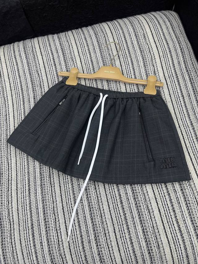 Hot-selling item in stock Original custom Miu Mi*