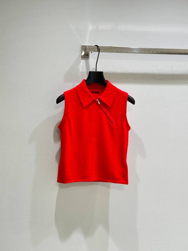 25Ss Early Fall New Arrivals! Miu knitted sleeveless top with diagonal zipper. S
