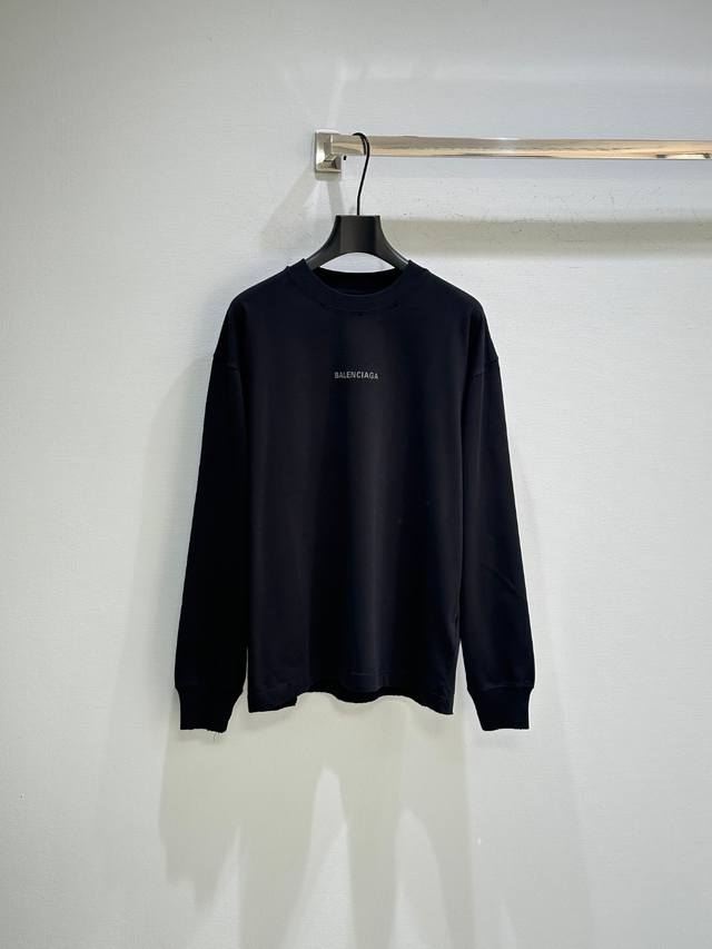 25Ss Early Fall arrivals! The simple round neck design is comfortable and versat