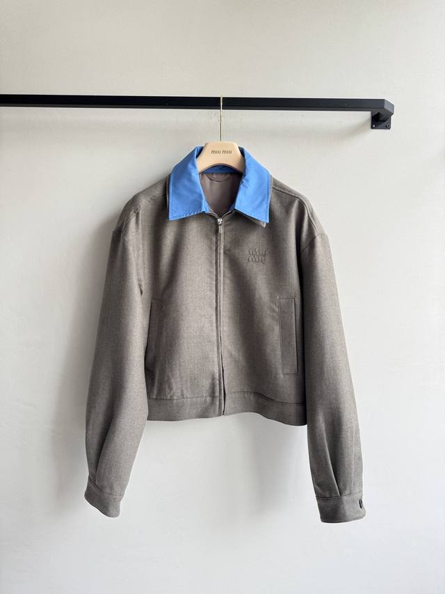 Miumi* 25Fw Early Fall new embroidered logo gabardine patchwork collar jacket. O