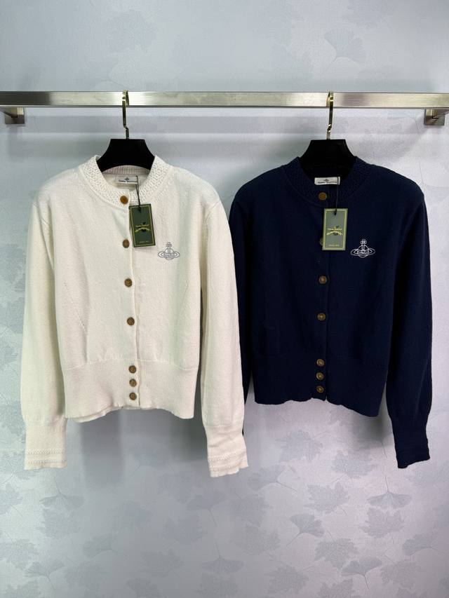 Xitai*25 Early Fall new round neck knitted cardigan with classic Saturn embroid