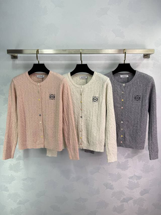 Loew*2025 Early Fall New Cable-knit Crewneck Long-sleeved Cardigan! Custom-made