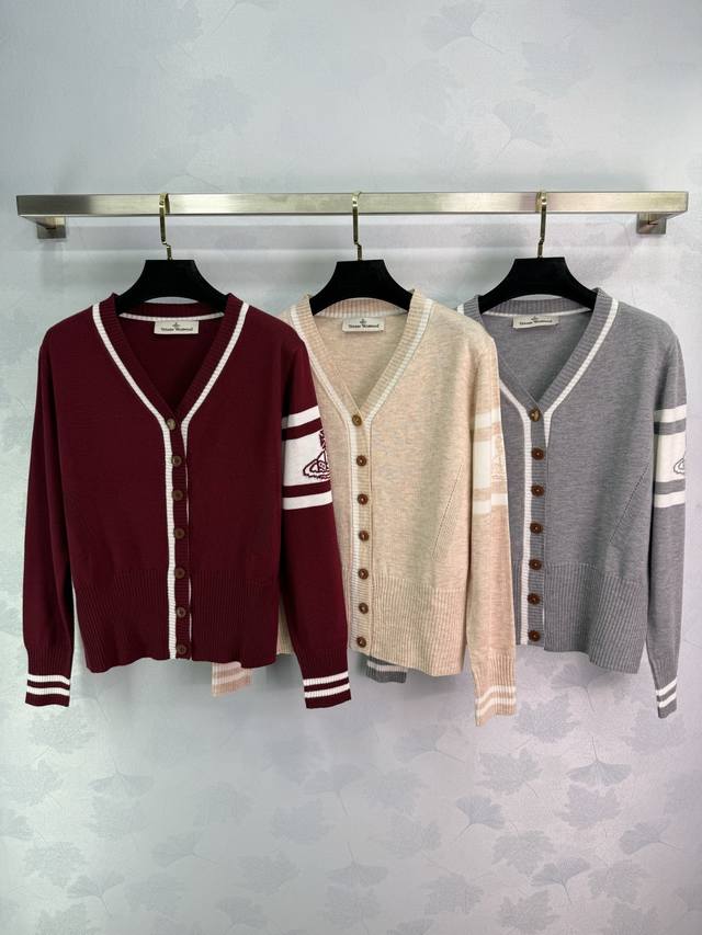 Xitai*25 new autumn and winter V-neck knitted cardigan with striped sleeves and