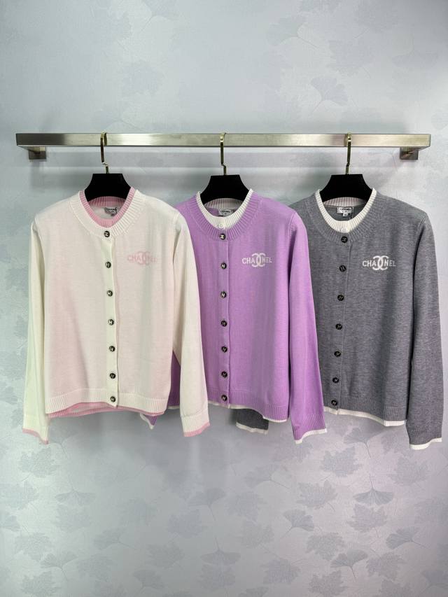 Ch*25 New early fall colorblock knitted cardigan. Round neck design with contras