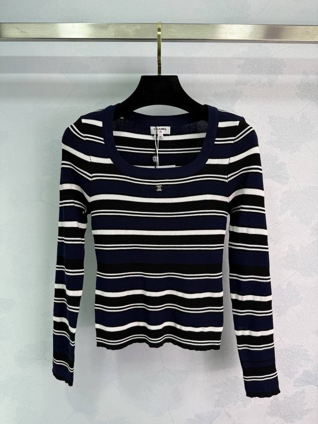 Ch*25 Early Autumn new dark blue and white striped sweater with double C logo on