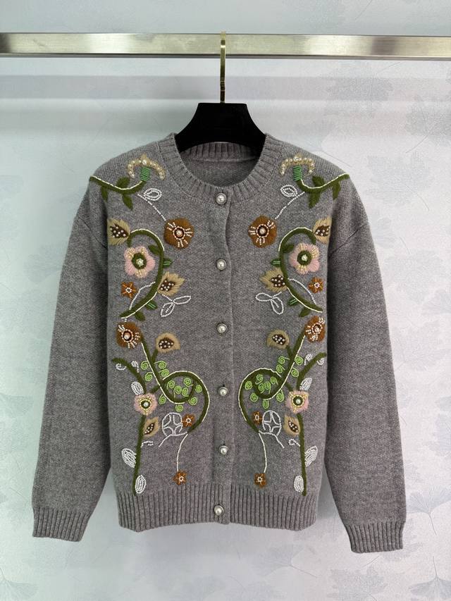 Birth hand-embroidered floral and pearl cardigan, made of skin-friendly and warm