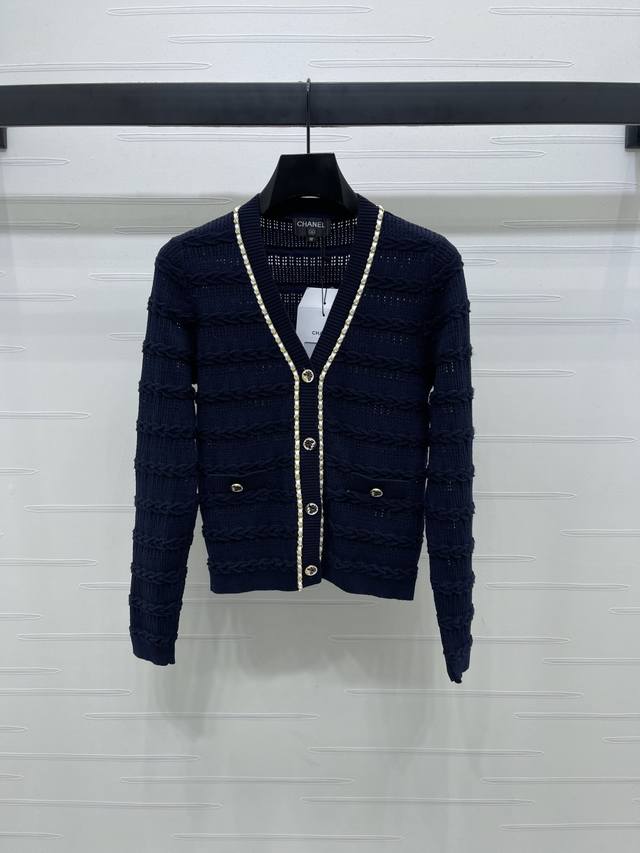 New, original, high-quality Chane* 2025 Early Fall Collection! Heavy-duty chain