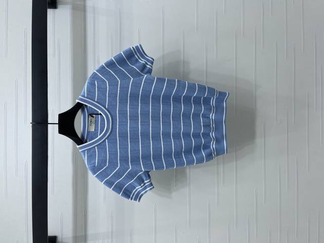 New, original, high-end quality, Fend* 2025 Early Fall collection! Striped knit
