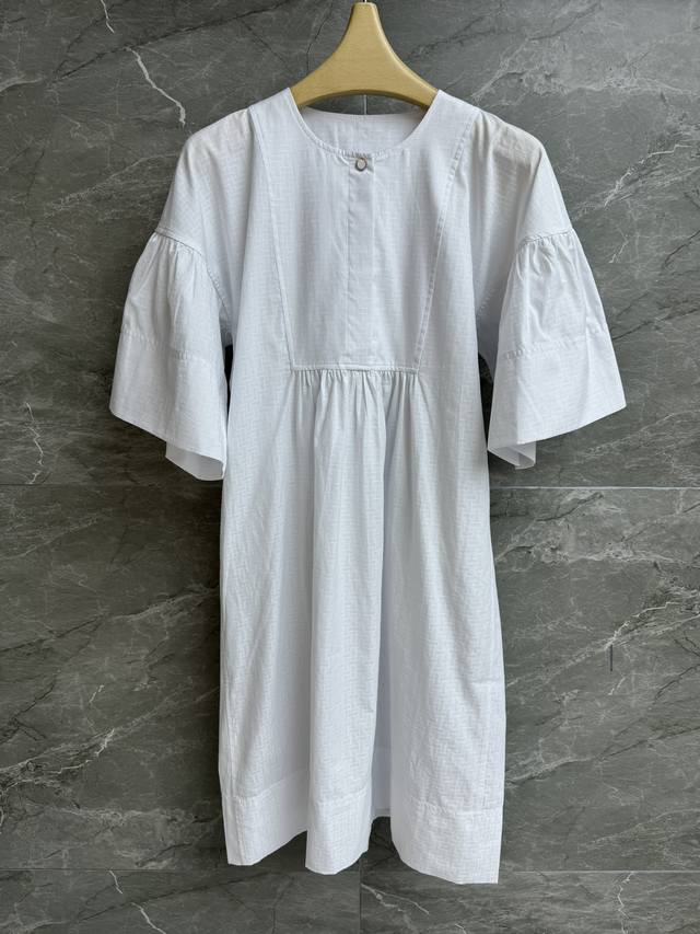Spring/Summer new styles are here! H jacquard short-sleeved dress, 2025 Spring/