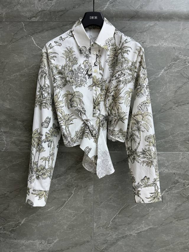 Early Fall new styles are here! D-brand cropped shirt. 2025 Early Fall collecti
