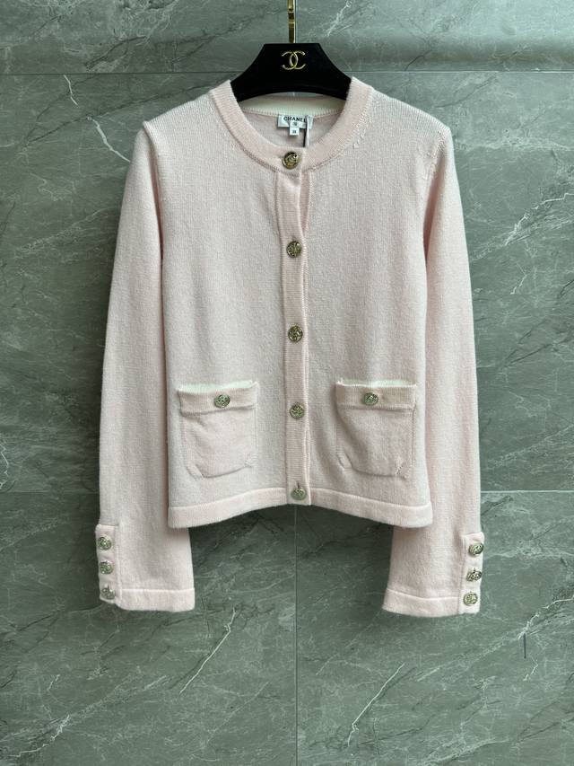 Early Fall New Arrivals Xiangjia Button Knit Cardigan 2025 Fall/Winter Preview